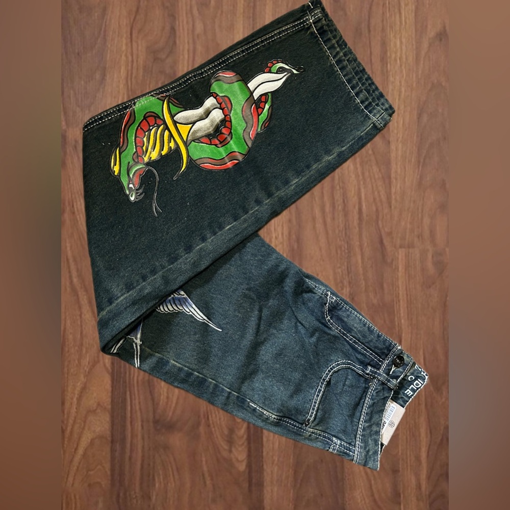 Zumiez Black and Green Skinny Jeans Artistic Design